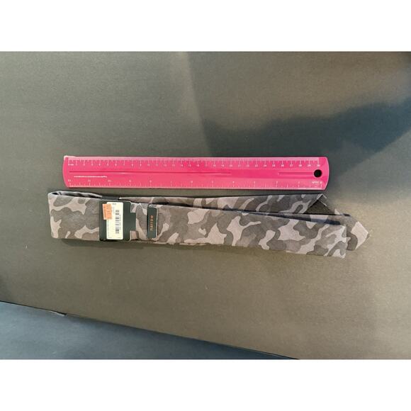 NWT J Ferrar Narrow Tie Charcoal Gray Camo Print 100% Cotton Men’s Necktie - Picture 5 of 5